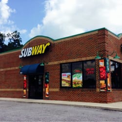 Subway Sandwiches 701 E Church St Benson Nc Restaurant Photo Of Subway Benson Nc United States Subways With Drive Thrus