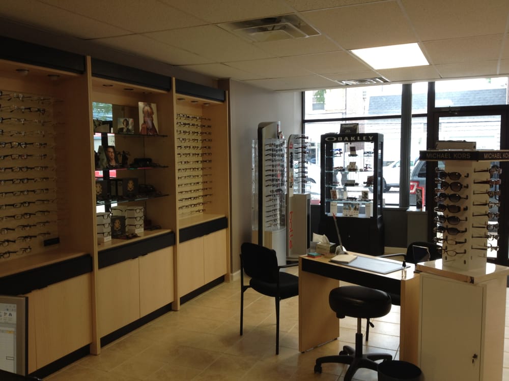 Raymond Opticians Inc Optometrists 100 Main St, Dobbs Ferry, NY