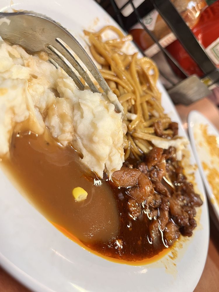 Golden Corral Buffet & Grill