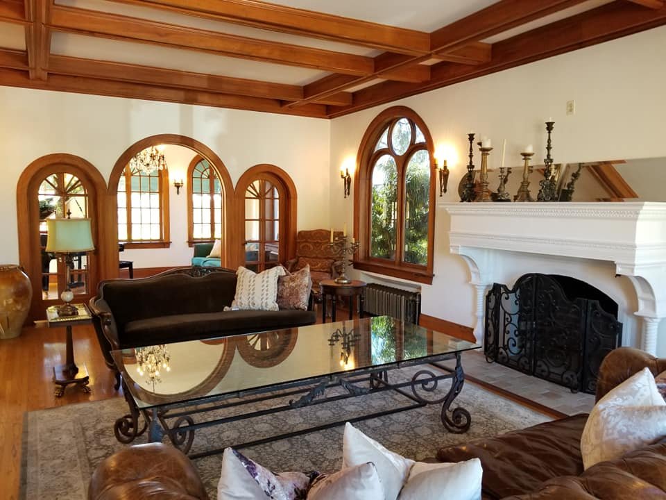 DeCasa Decor