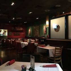 Chow Thai Closed 32 Photos 93 Reviews 5290 Belt Line Photo Of Chow Thai Dallas Tx United States Dining Room