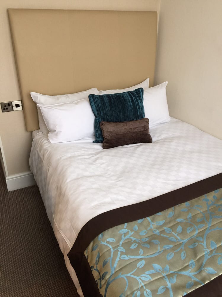 Hotels Near New Crob London Hotels Near New Crob London
