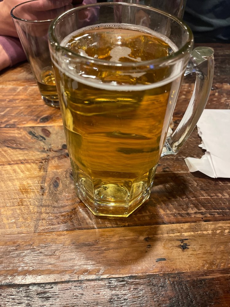 Logie's On Overton