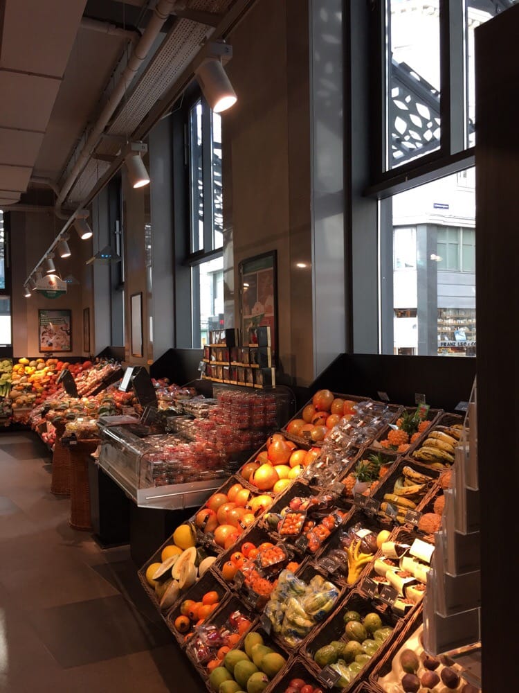Merkur Markt - 33 Photos & 28 Reviews - Grocery - Hoher Markt 12 ...