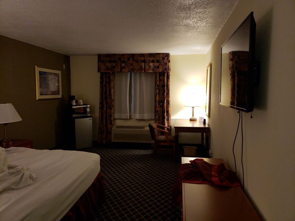 Best Host Inn Plaza