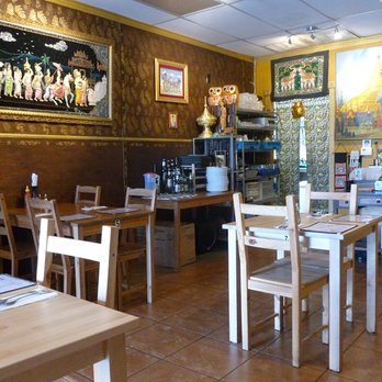 Green Elephant Restaurant 163 Photos 211 Reviews Burmese Photo Of Green Elephant Restaurant Loomis Ca United States Nice Inside