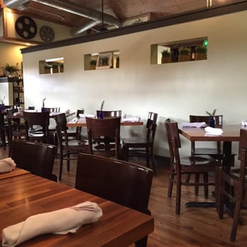 Zelko bistro hours