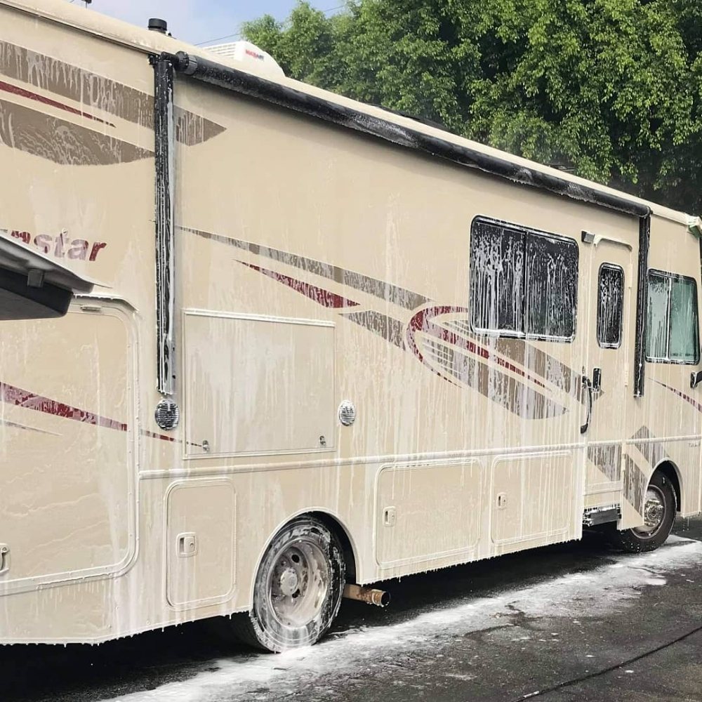 Johnny's Mobile Auto Wash and Detail