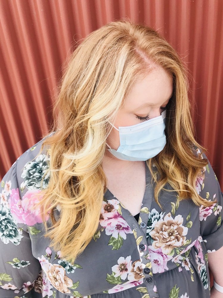 LoneStar Salon & Spa