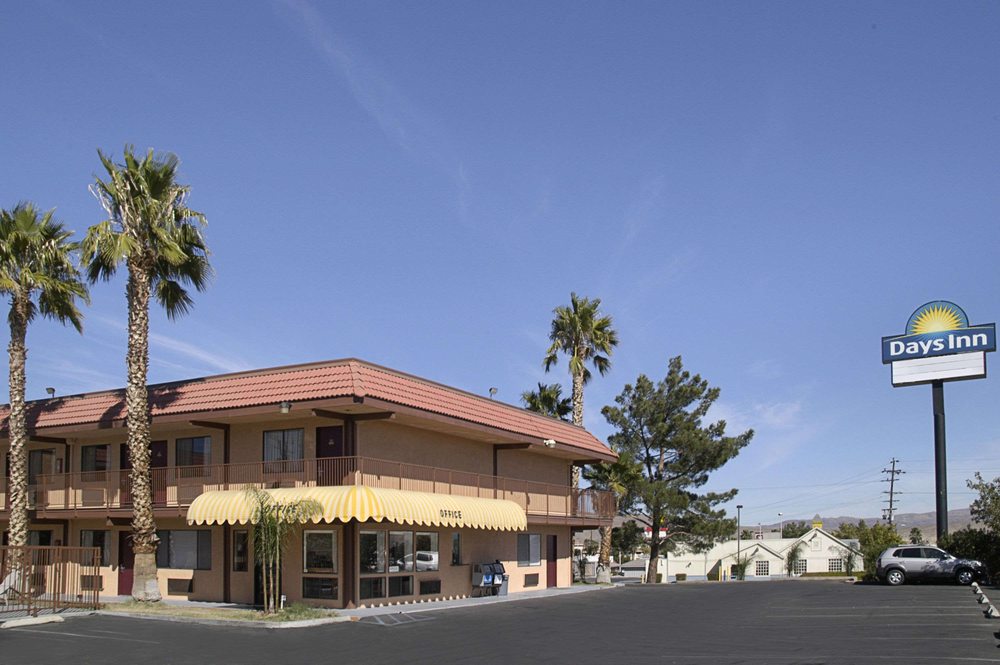 Days Inn by Wyndham Barstow 26 Photos & 43 Reviews Hotels 1590