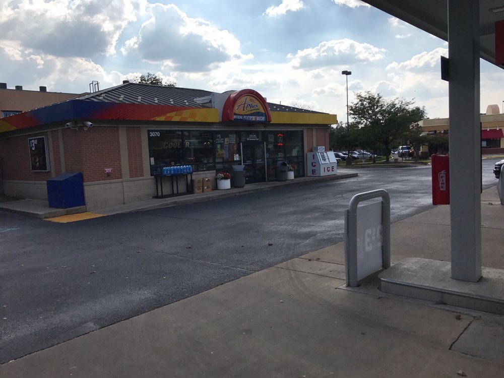 Gatehouse Plaza Sunoco
