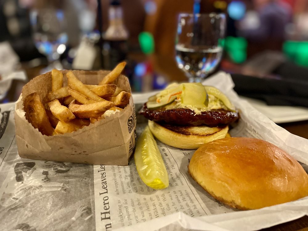 Craft Kitchen & Tap House - Huntington