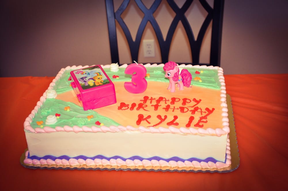 custom kids 1 2 sheet cake vanilla cream with mixed fruits 5 stars 1 2 sheet cake