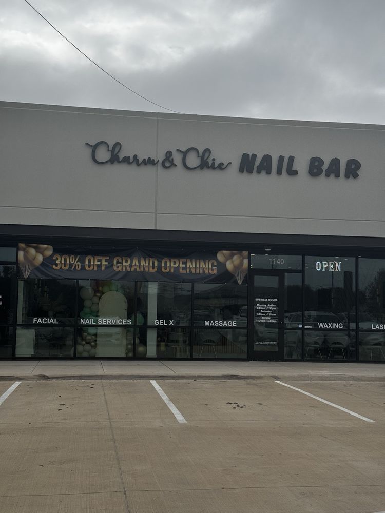 Charm & Chic Nail Bar Logo