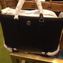 Tory Burch 18 Reviews Women S Clothing 700 110th Ave Ne