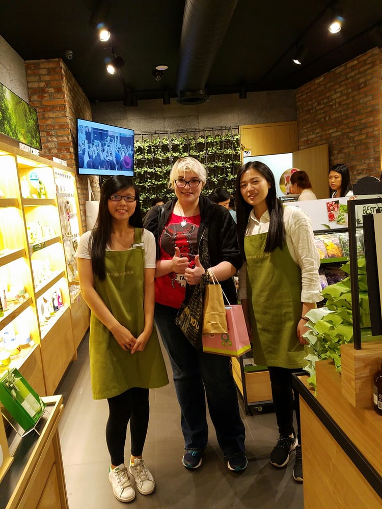Nature Republic In Queens Center Mall Nature Republic In Queens Center Mall