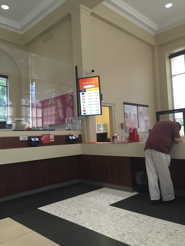 Wells Fargo Bank Banks & Credit Unions 340 S 2nd St, Society Hill