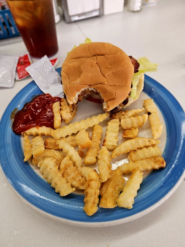 White Front Breakfast House