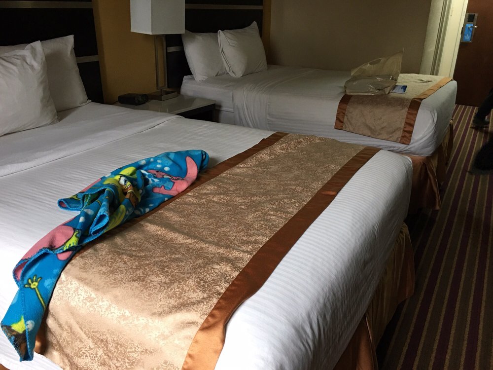 Days Inn & Suites by Wyndham Hickory