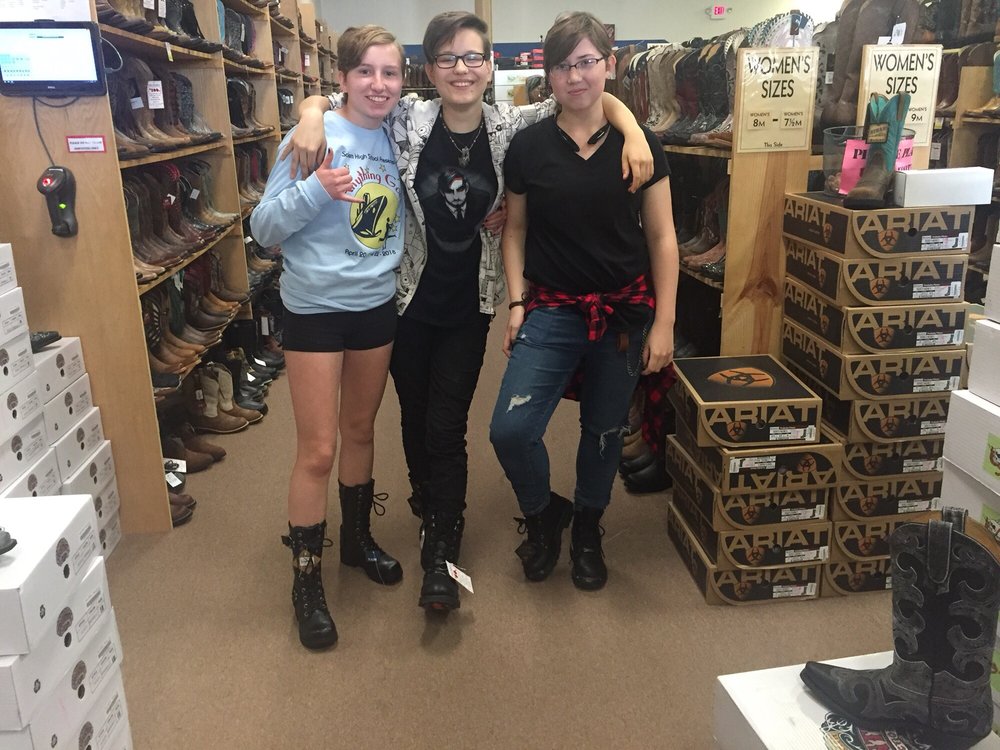 Boot Factory Outlet Shoe Stores 7336 Market St, Youngstown, OH