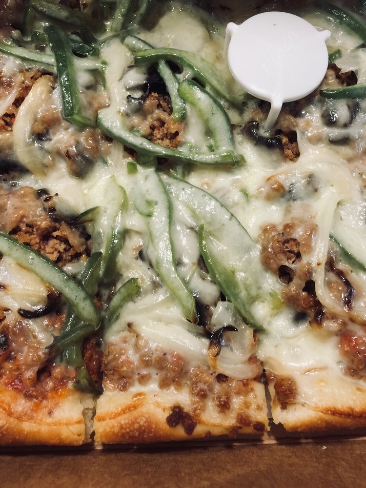 The Pizza Oven 12 Reviews Pizza 3655 Cleveland Ave SW, Canton, OH