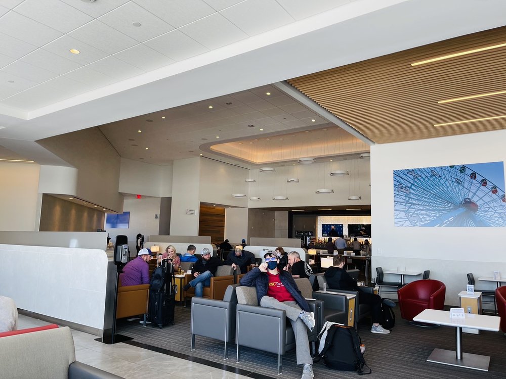 American Airlines Admirals Club DFW-D