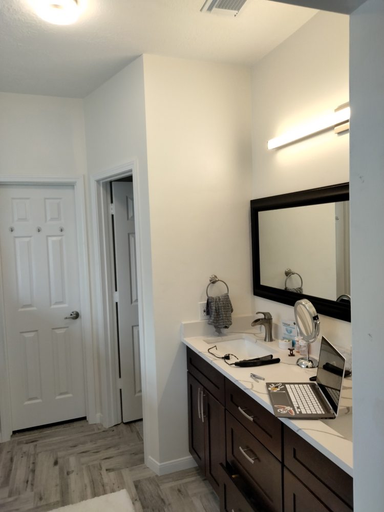 image of business Hamma Roof & Construction