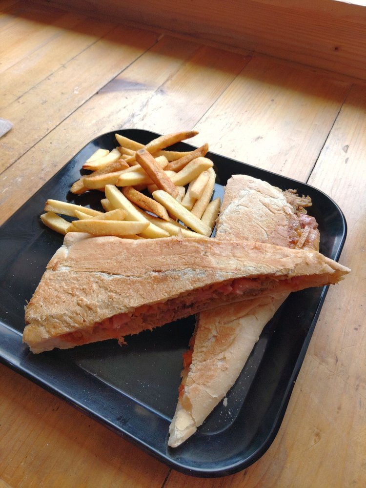 Cindy's Café Authentic Cuban Kitchen