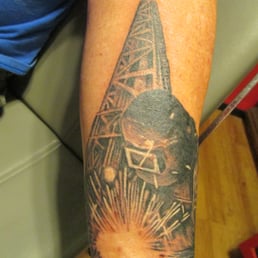 tomahawk tattoo 18 photos piercing 225 s perkins rd tomahawk tattoo 18 photos piercing 225 s perkins rd