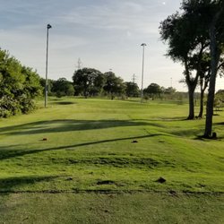 San Pedro Driving Range Par 3 44 Photos 24 Reviews Golf Photo Of San Pedro Driving Range Par 3 Antonio Tx