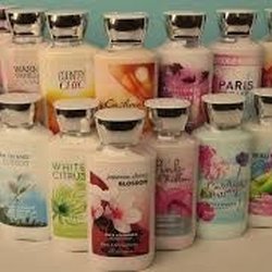 bath body works cosmetics beauty supply aurora co phone bath and body works aurora