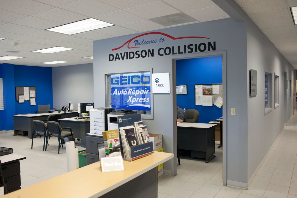 Davidson Collision of Watertown