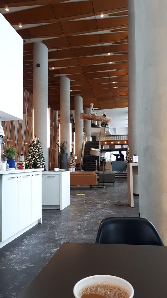 Prado Cafe