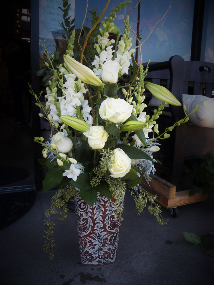 Tiffany Valentine Designs 178 Photos Florists Costa Mesa, CA