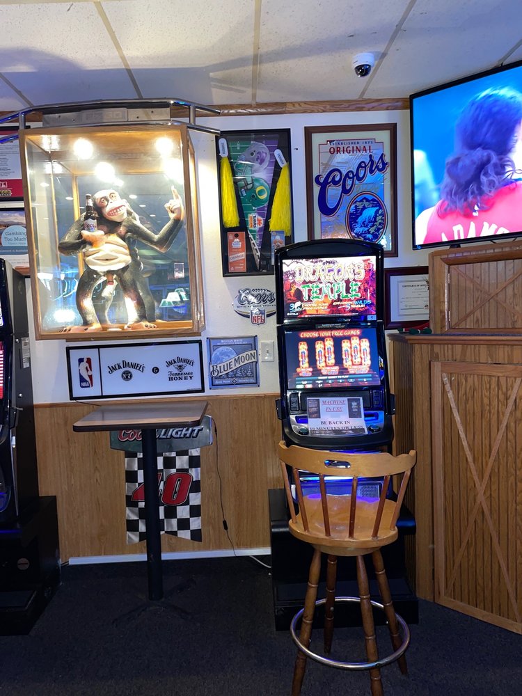 Venture Inn Sports Bar and Tavern