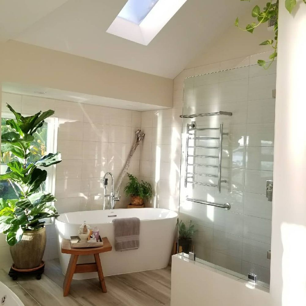Freestanding Soaker Tub Towel Bar Warmer And Walk In Shower