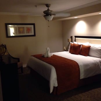 Coronado Beach Resort 74 Photos 55 Reviews Hotels 1415 Photo Of Coronado Beach Resort Ca United States Bedroom Privacy