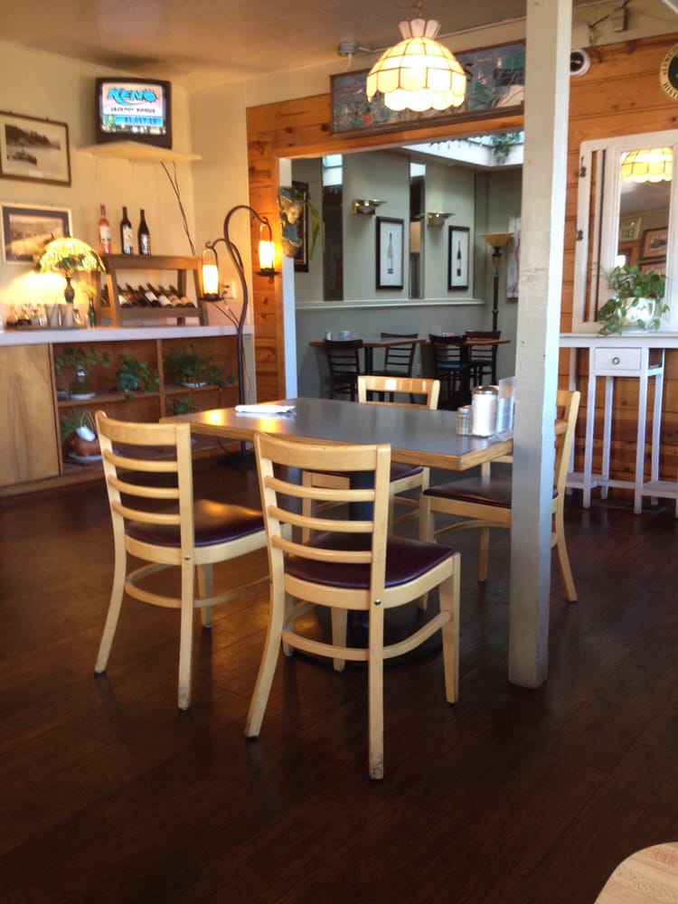 Maxwell’s At the Coast 50 Photos & 140 Reviews Seafood 1643 NW