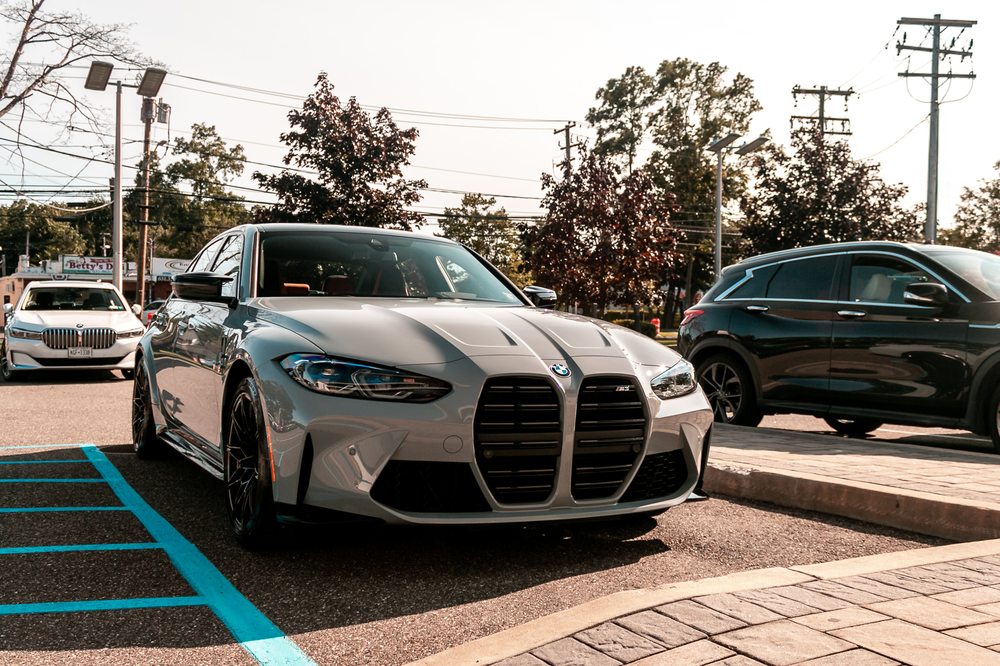 Competition BMW of Smithtown