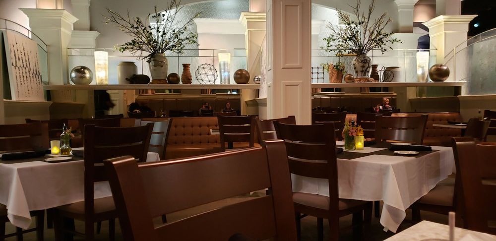 Undercurrent Restaurant