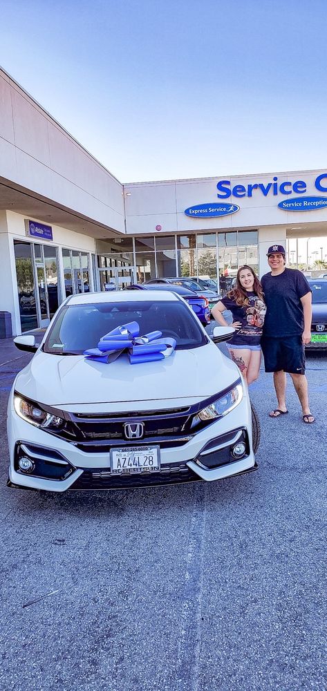 Robertson's Palmdale Honda