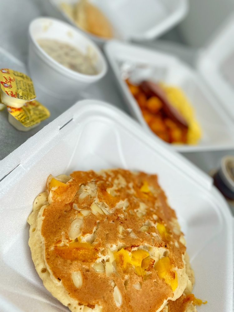 Peach's - Manatee Avenue