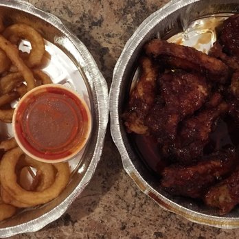 Bella Roma 11 Photos 26 Reviews Pizza 120 Tupperway Dr Photo Of Bella Roma Summerville Sc United States Onion Rings And Teriyaki