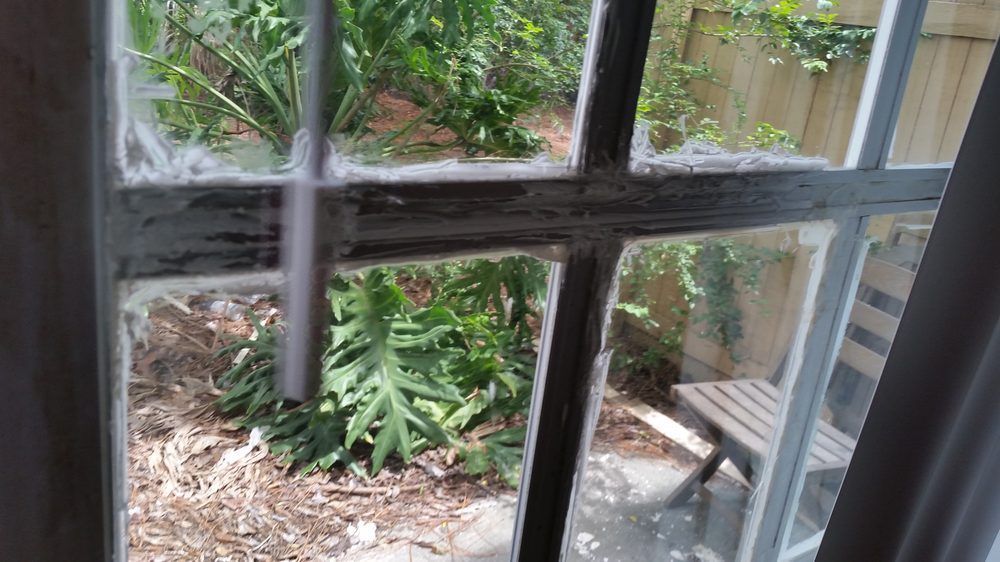 Dirty Sliding Glass Door With Caulk As Glue Bracelet