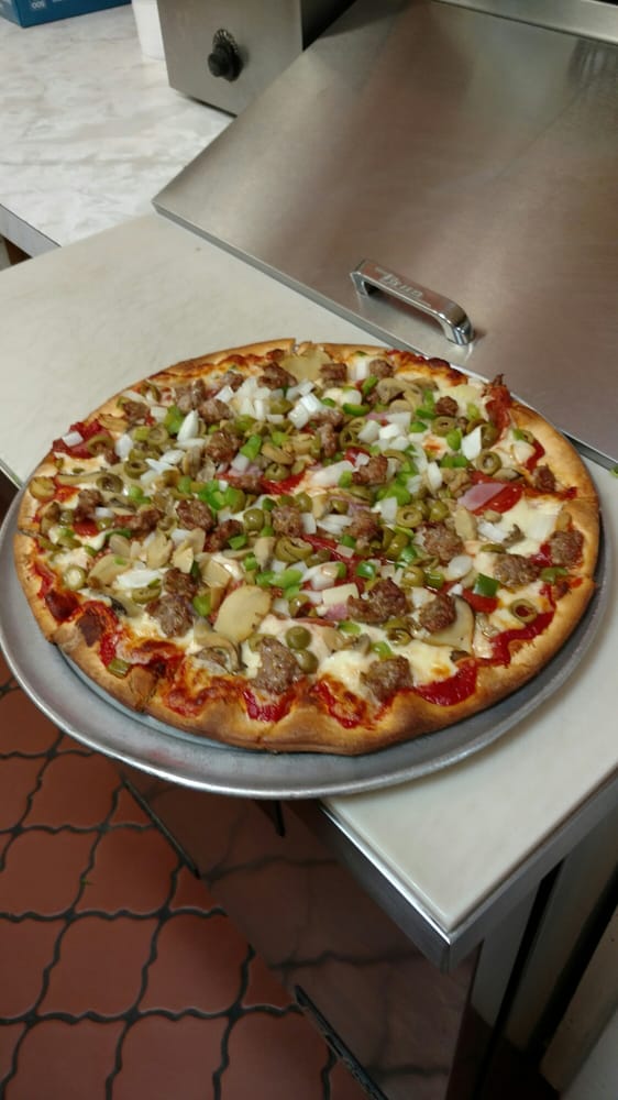 Alfano’s Pizzeria & Italian Restaurant 10 Photos & 40 Reviews