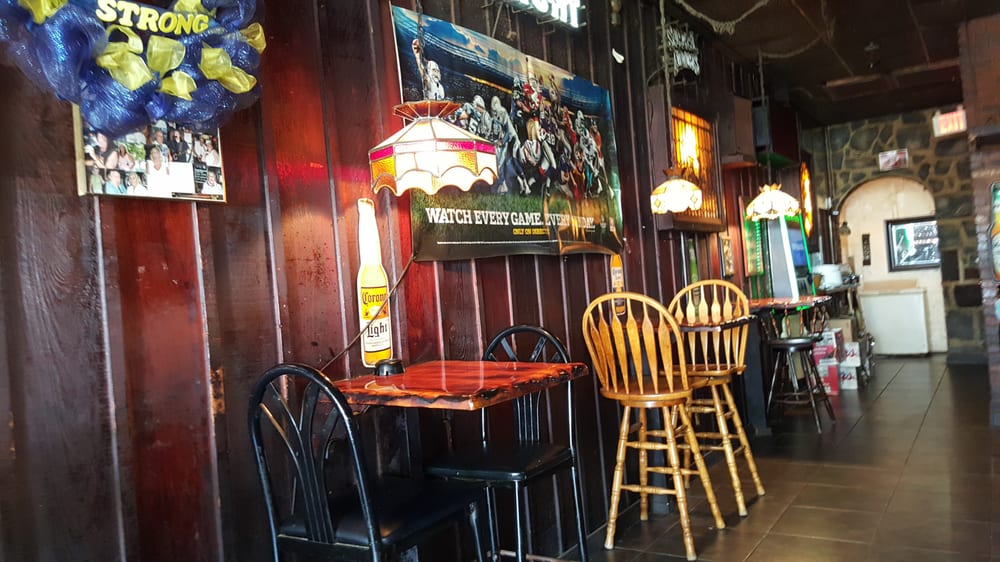 Fountains Lounge