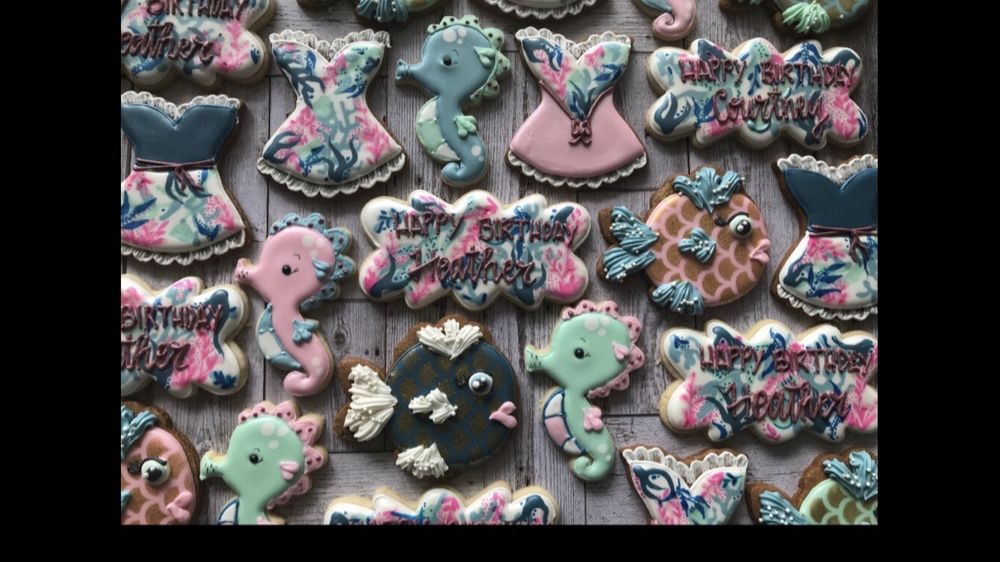 Busha’s Custom Cookies