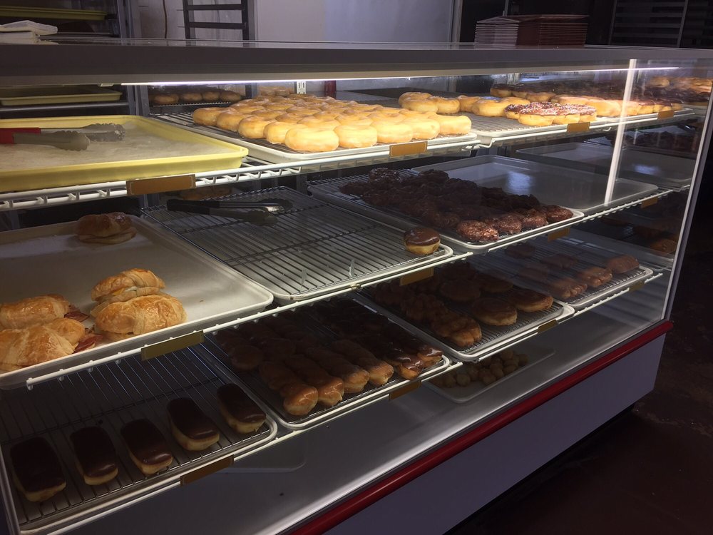 Donut Palace Donuts 702 E Northside Dr, Clinton, MS Phone Number