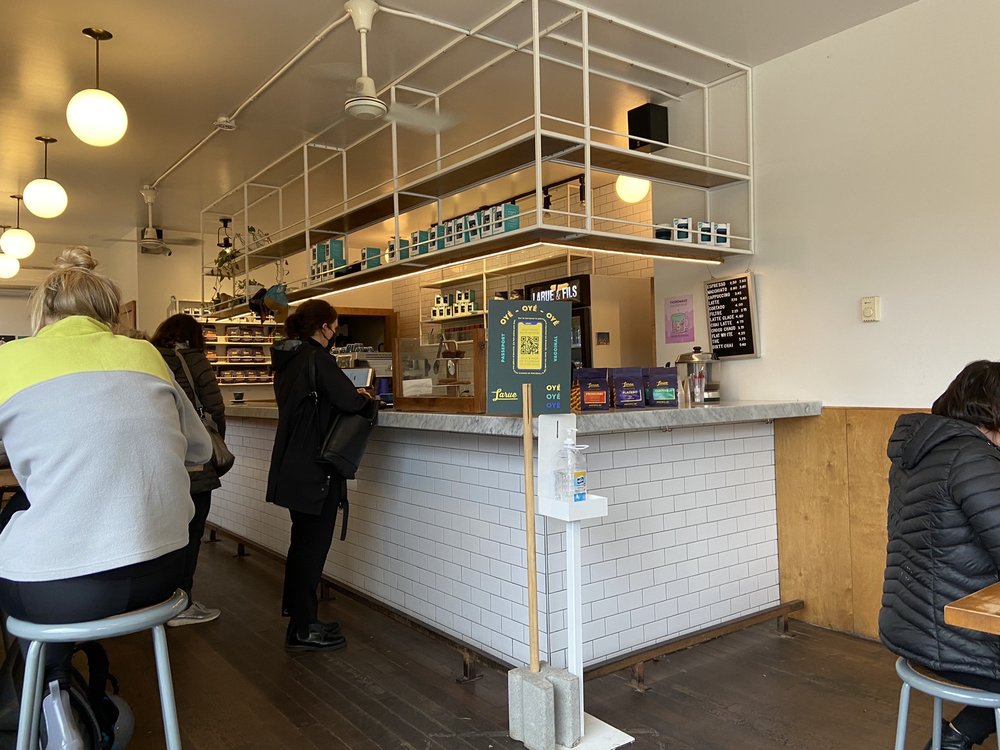 Café Larue & Fils