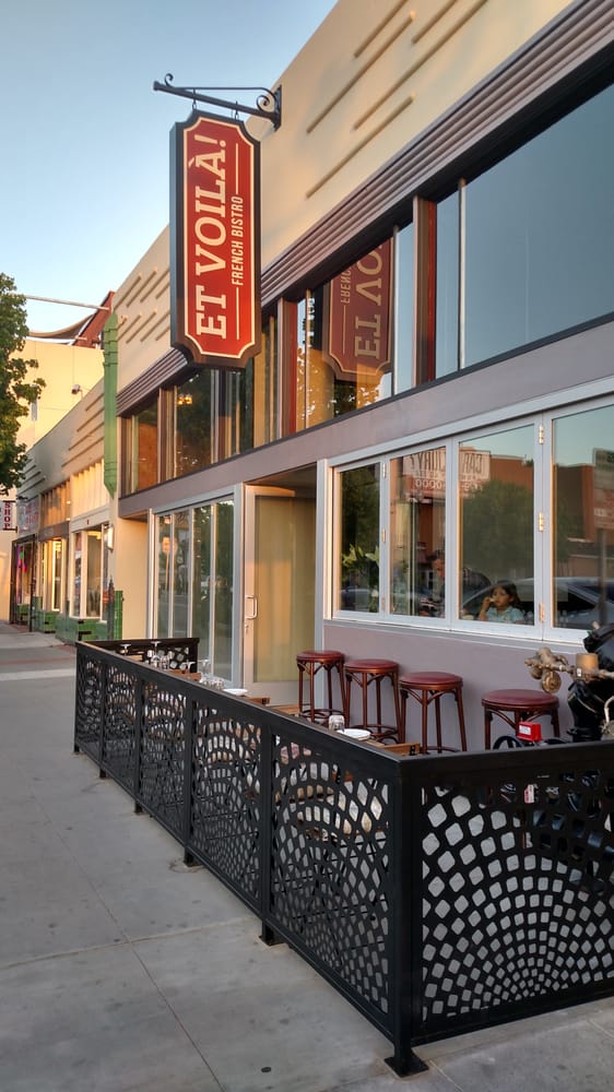 Et Voilà French Bistro